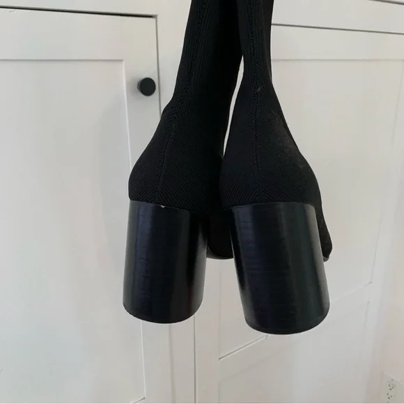 Steve Madden Black Sock Pointed Toe Boots Size 10